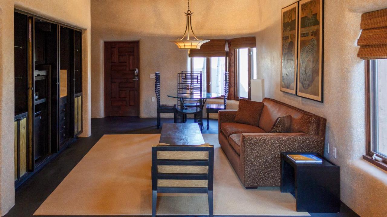 El Monte Sagrado Resort & Spa Таос Екстериор снимка