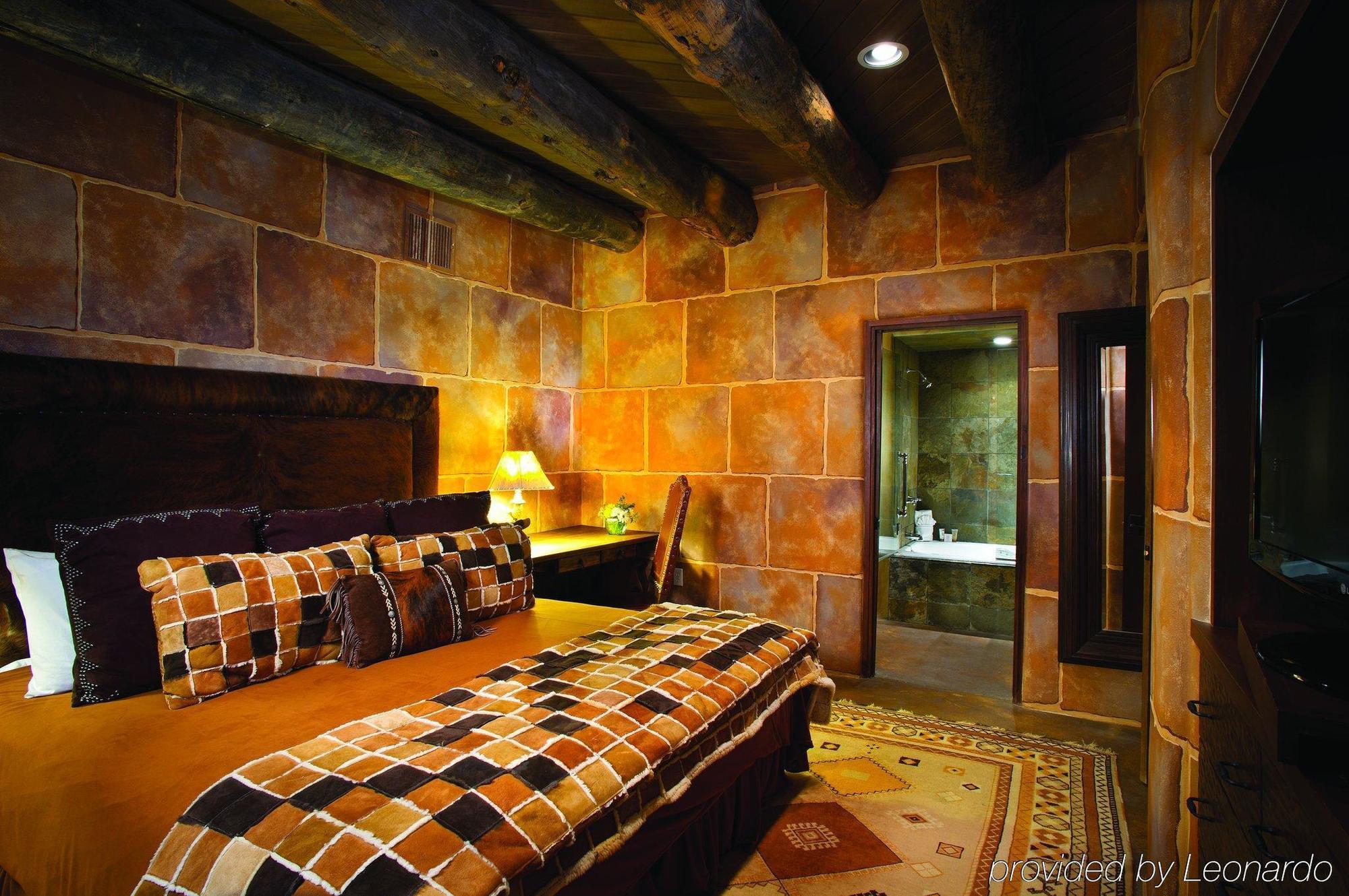 El Monte Sagrado Resort & Spa Таос Екстериор снимка